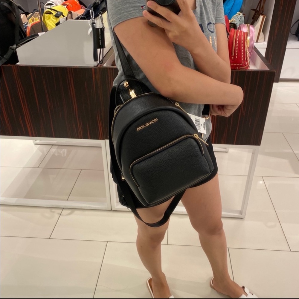 MK SMALL CONVERTIBLE BACKPACK